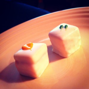 Petits fours: Round 1.